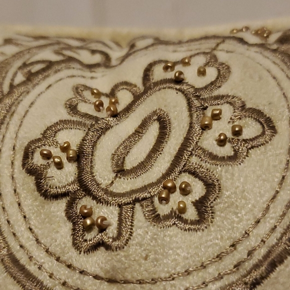 cindy crawford style Accents Cindy Crawford Accent Beaded Floral Design Pillow Poshmark